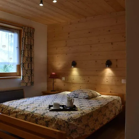Chaleureux 4 Pieces, Acces Direct Aux Pistes, Proche Commerces Et Services, Parking Couvert - Fr-1-180-178 Apartment *