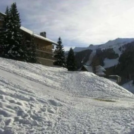 Apartment Chaleureux 4 Pieces, Acces Direct Aux Pistes, Proche Commerces Et Services, Parking Couvert - Fr-1-180-178