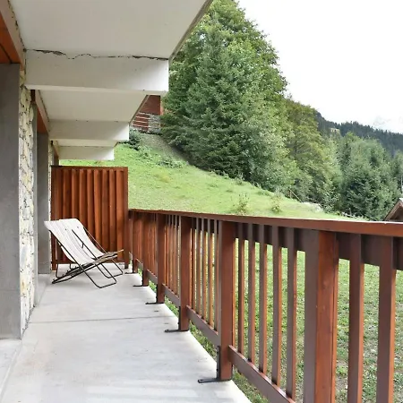 Apartment Chaleureux 4 Pieces, Acces Direct Aux Pistes, Proche Commerces Et Services, Parking Couvert - Fr-1-180-178 Meribel